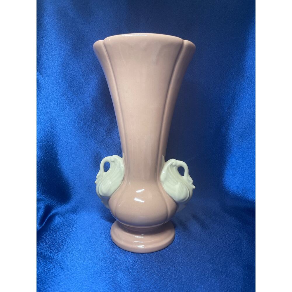 Vintage 1940's Pink Chadwick Chine Vase with White Swan Accents